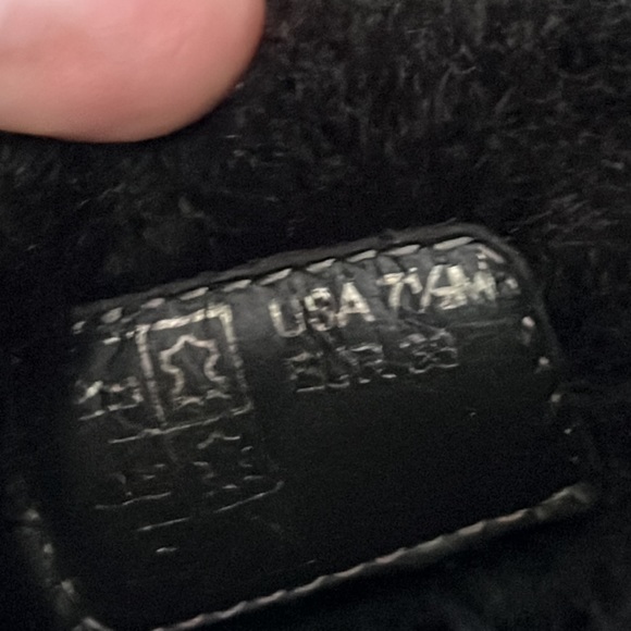 Vince Shearling‎ Lined Chukka Boot / SZ 7.5 - Picture 5 of 7